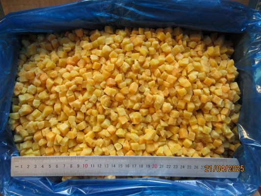 Sinocharm 4-Star Product BRC-A Fresh Yellow Peach 10x10mm Frozen Diced Fruits Cubes IQF Yellow Peach Dices