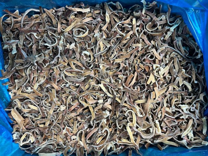 Sinocharm Nieuw Seizoen BRC een Gecertificeerde W 4-6mm Verse Bevroren Paddenstoelen IQF Zwarte Schimmelstrookjes 1