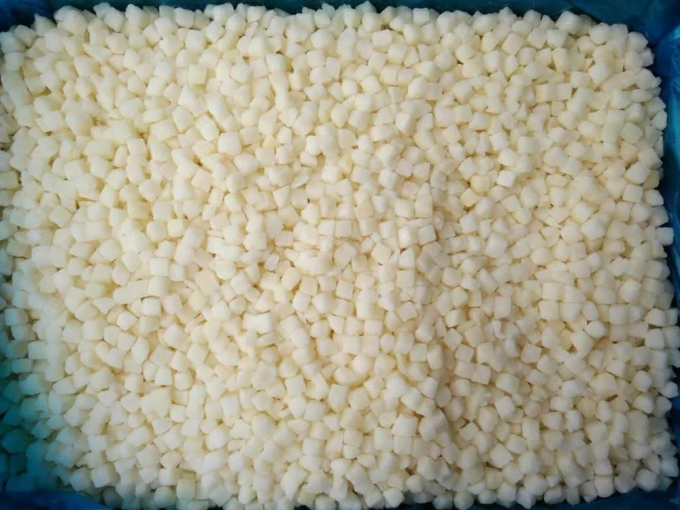 China Nieuw IQF Bevroren Appel in blokjes Kuben in blokjes Snips 10mm 6mm Fuji appel Fruit Peer Kiwi mango Ananas Blackberry Zwarte bessen 1